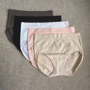 NWOT Set of Seamless Underwear